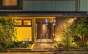 Dash Living Gojo
